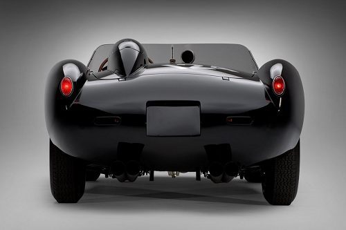 全球最贵车诞生 法拉利老车拍出902万欧元