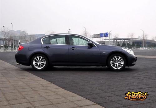 8ff93a82-bd97-42b0-9868-a6971989b3e7.jpg