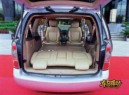 试驾上海通用别克gl8陆尊