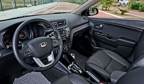 东风悦达起亚k2两厢