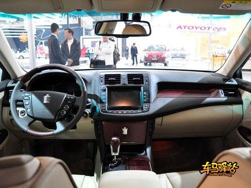 【全文】:不同于第13代轿车 新皇冠12月14日上