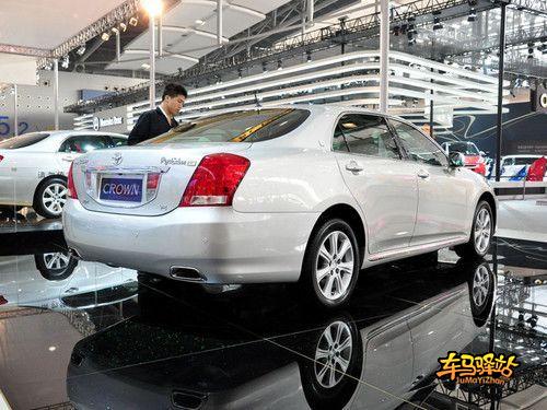 【全文】:不同于第13代轿车 新皇冠12月14日上