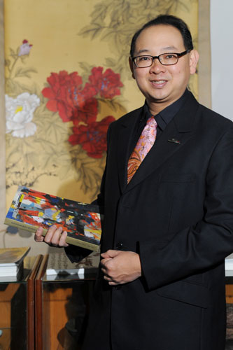 辜思历:向往圣洁 帮助人们找寻失落的灵魂-车讯