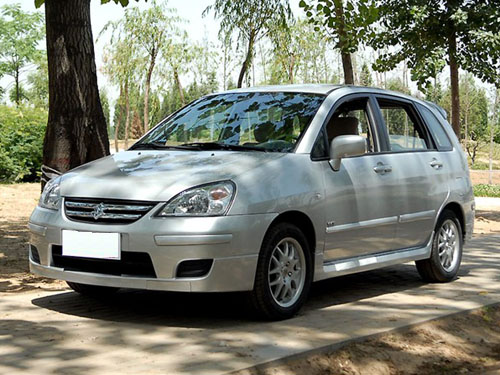 长安铃木利亚纳两厢