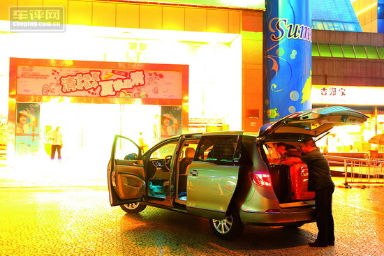 车评网 别克 GL8 豪华商务车