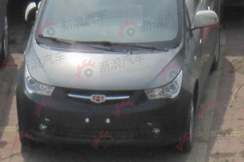 吉利首款MPV车型 帝豪EV8量产谍照曝光高清图片